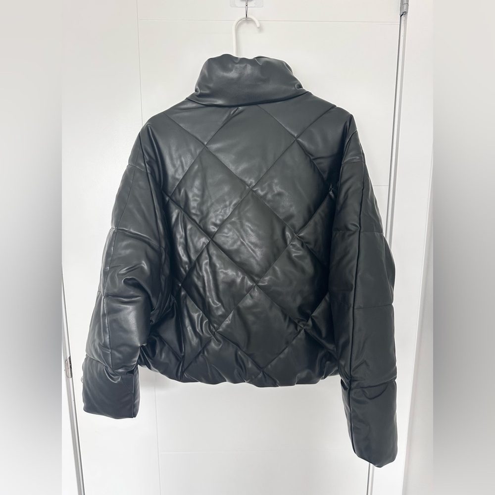 NWT DELUC Gwinnet Puffer Jacket Black Size S Oversized Faux Leather Quilted Coat - Picture 11 of 17